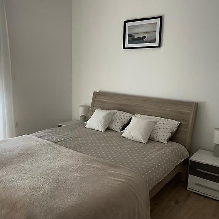 Giovanna Apartment With Terrace And Free Parking Пула Екстериор снимка